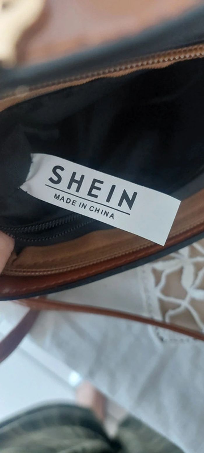 Superbe petit sac marron retro Shein - photo numéro 8