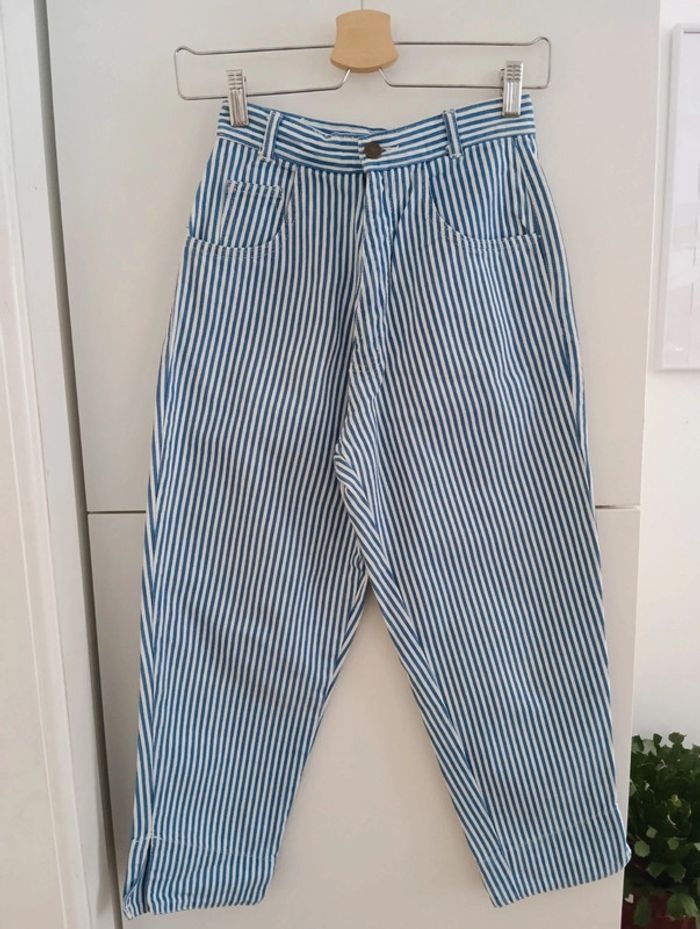 Pantalon court / pantacourt à rayures vintage - photo numéro 2