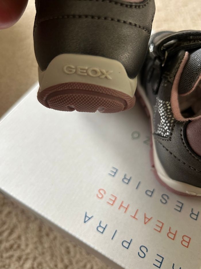 Chaussures grises filles marque Geox - photo numéro 5