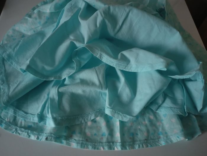 Jupe 4/5 ans. Coton bleu  turquoise blanc argenté . Disney Elsa Reine des neiges. Parfait état - photo numéro 7