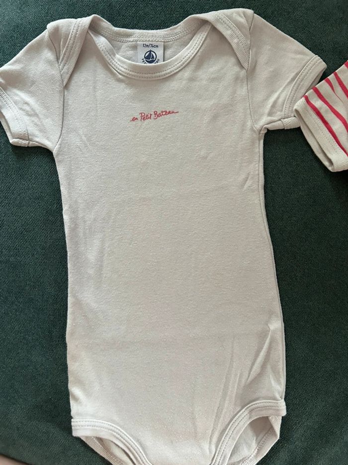 Lot 3 bodies petit bateau 12 mois - photo numéro 8