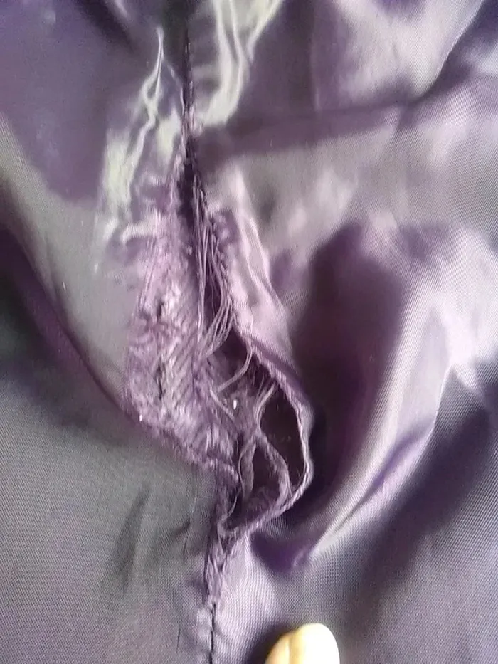 Veste fille printanière ou automnale 4 ans- Vynil 💜 Fraise-2 vêtements achetés le 3ème offert - photo numéro 11