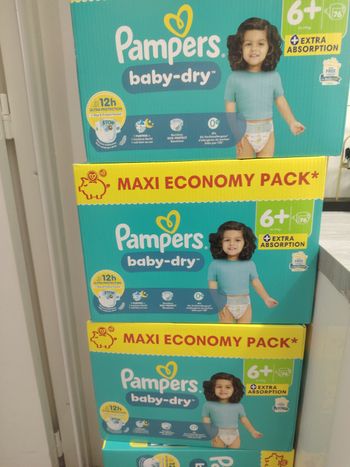 Couche pampers taille 6 +