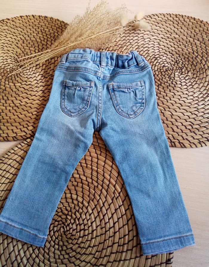 Pantalon jean avec coeurs Vertbaudet taille 12 mois - photo numéro 6