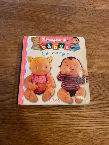 Livre L’imagerie des bébés Le corps