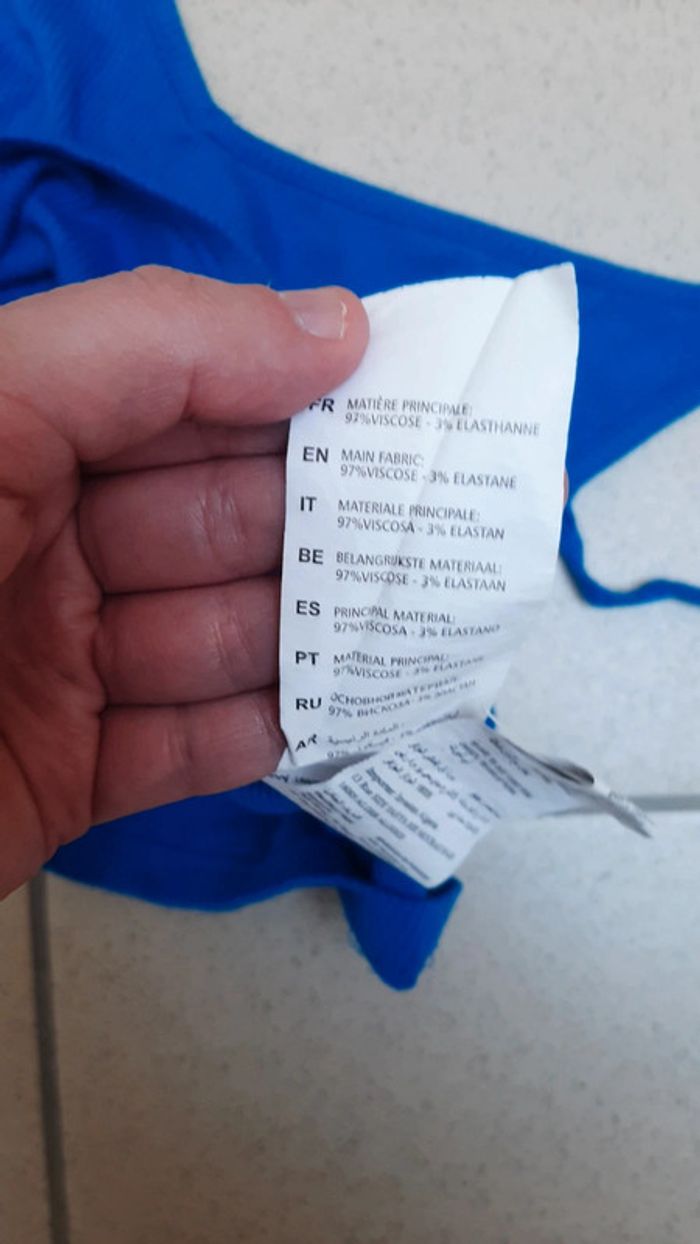 Crop top taille s - photo numéro 4