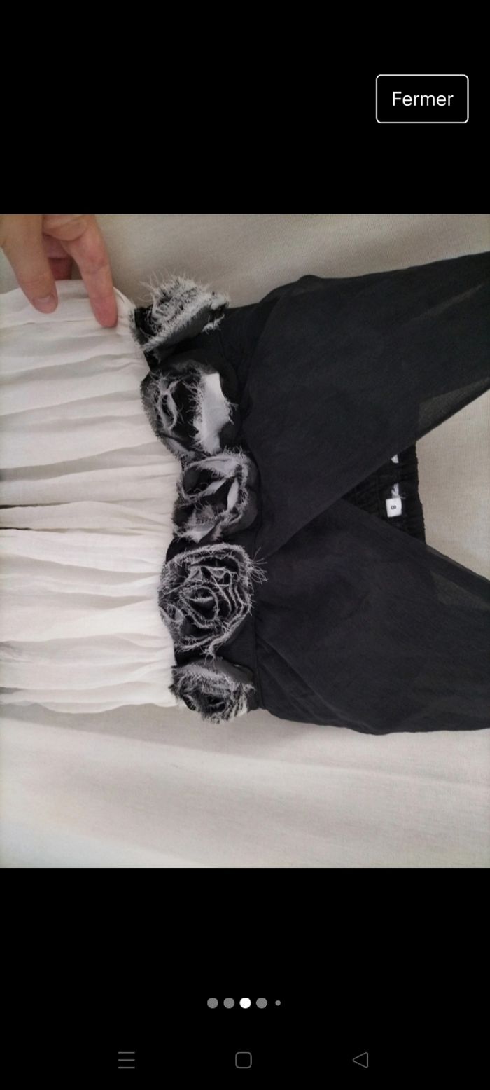 Robe à volants blanche et noire - photo numéro 4