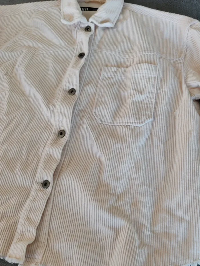 Zara overshirt velours côtelé écru – Taille M (très bon état) - photo numéro 2