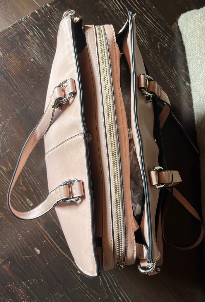 Sac à main rose (porte documents, tablette). - photo numéro 3