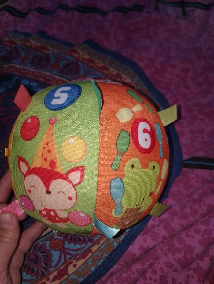 Magi balle d'éveil des P'tits Copains Vtech comme neuve - photo numéro 3