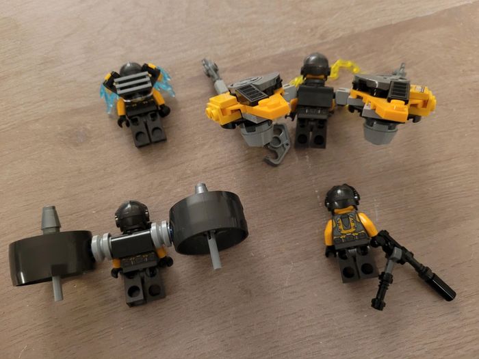 Lot de 4 figurines lego marvel AIM agents - photo numéro 6