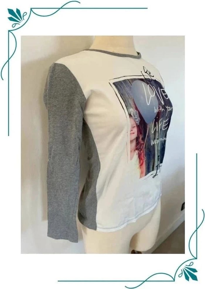 Superbe t-shirt manches longues 12 ans
