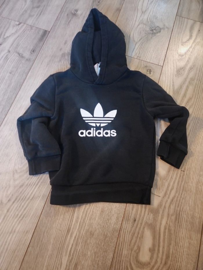 Sweat adidas