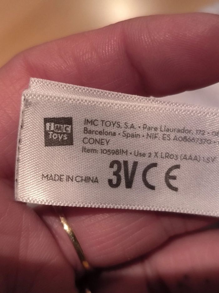 Bébé avec sa tutute et pyjama blanc - gris - photo numéro 8