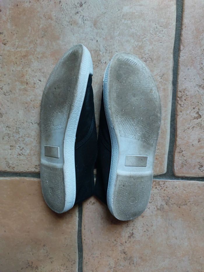 Petites baskets noir et blanche - photo numéro 5