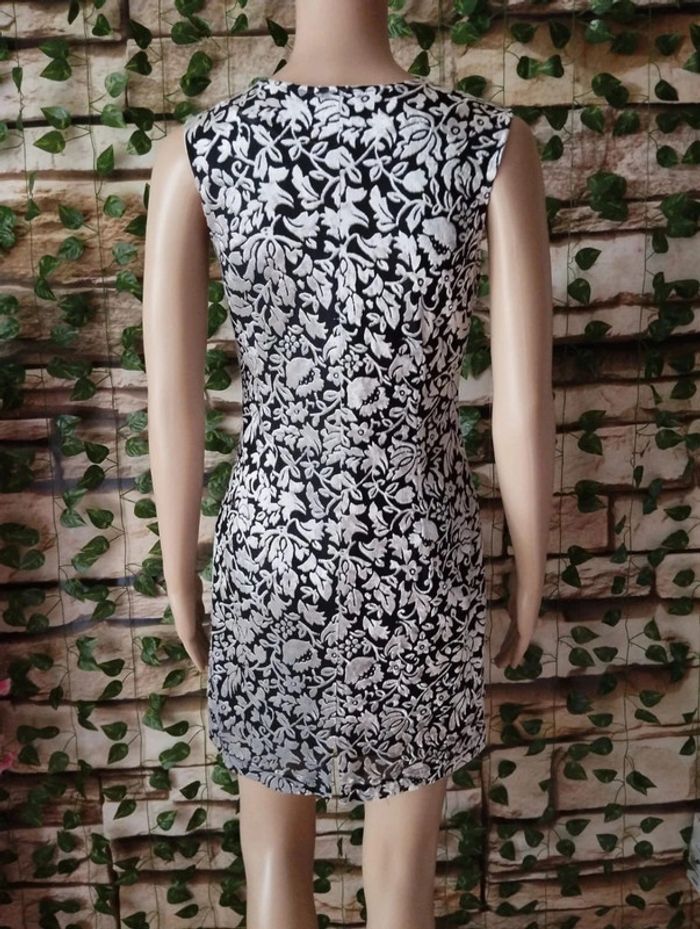 🌸Robe velours côtelé Argenté Taille 38🌸 - photo numéro 2