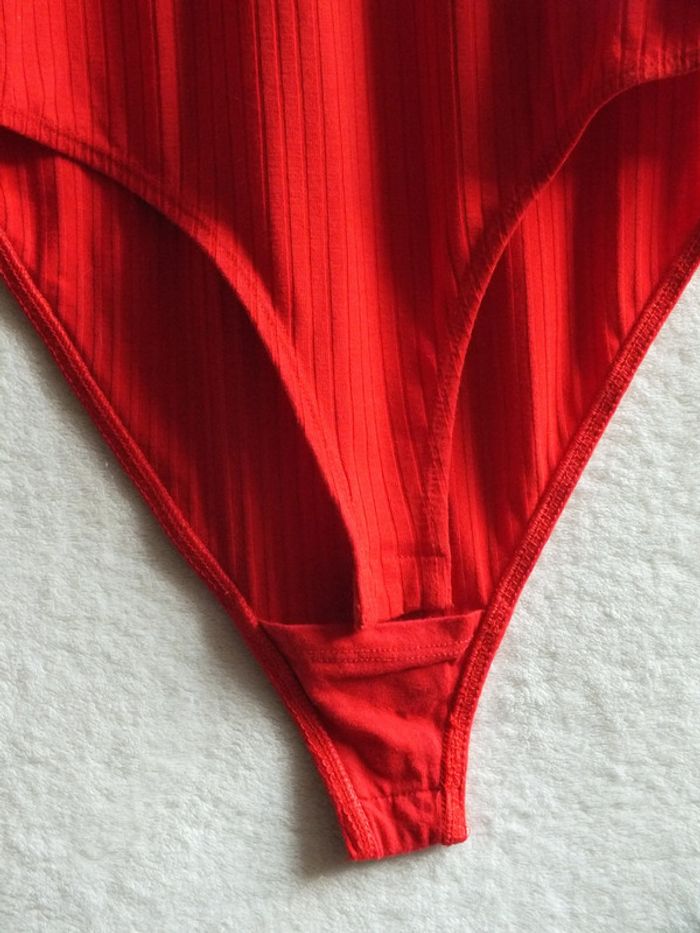 Bodies - photo numéro 3