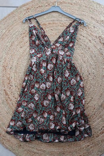 Magnifique robe dos nu