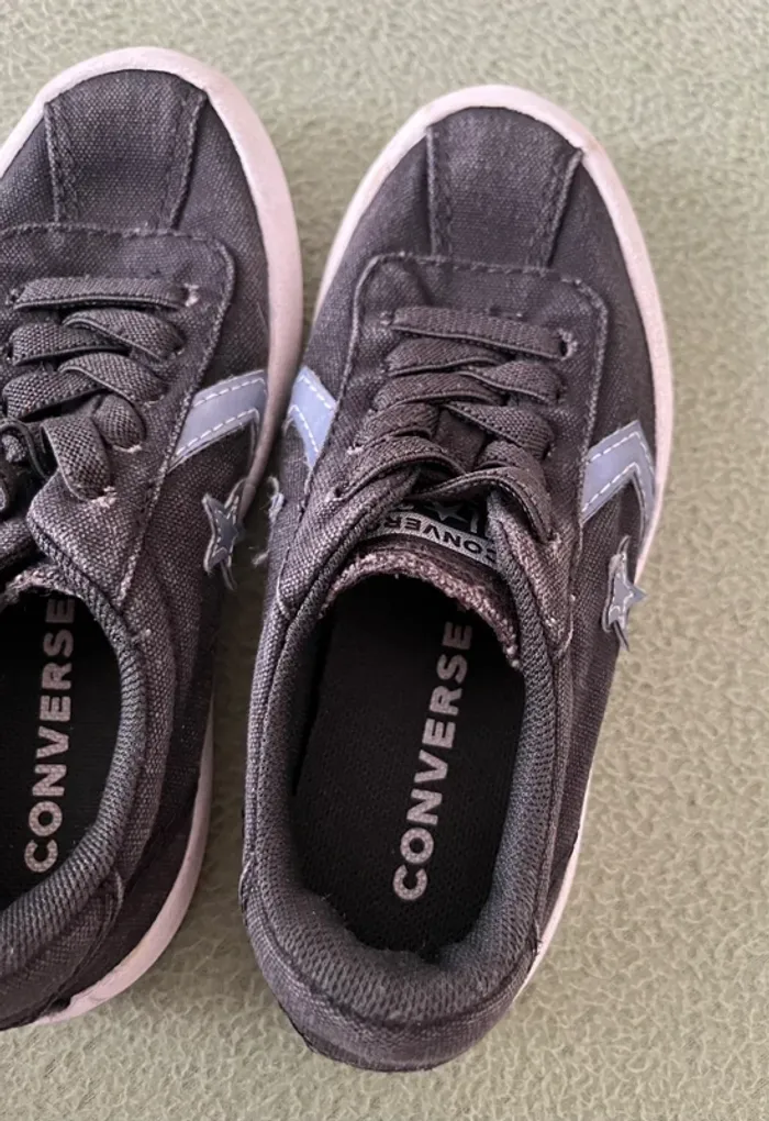 Basket converse sans lacet taille 27 - photo numéro 4