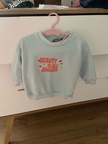 Sweat bleu ciel kiabi 9 mois