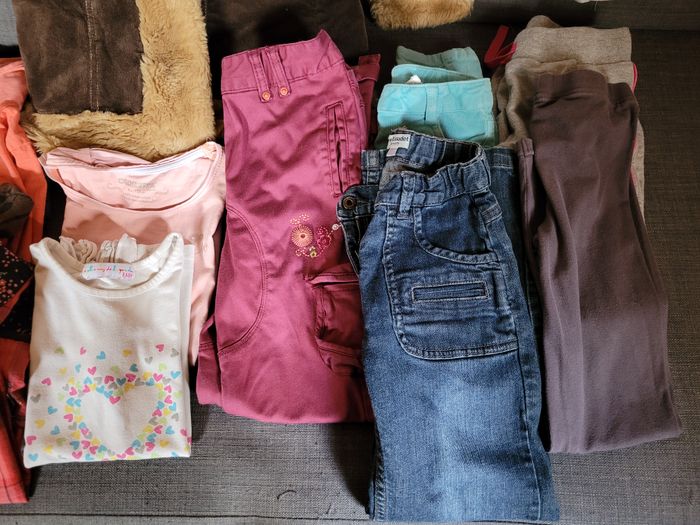 Lot de vêtements fille 8 ans (vertbaudet, orchestra...) - photo numéro 3