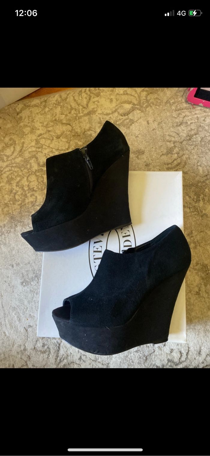 Sandales compensées noires Steve Madden - photo numéro 2