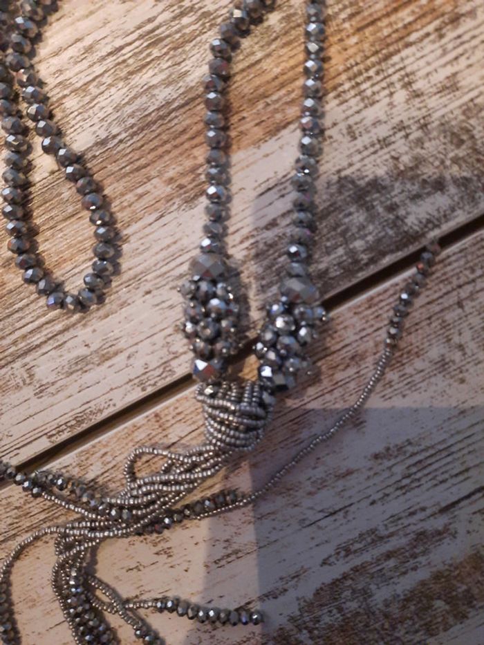 Collier perles scintillantes - photo numéro 11
