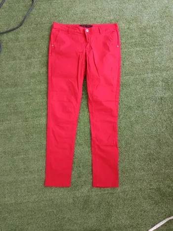 Pantalon Chino rouge taille 40