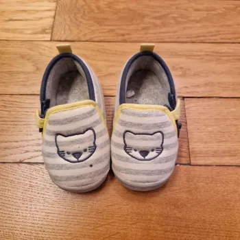 Chaussons bébé - T19