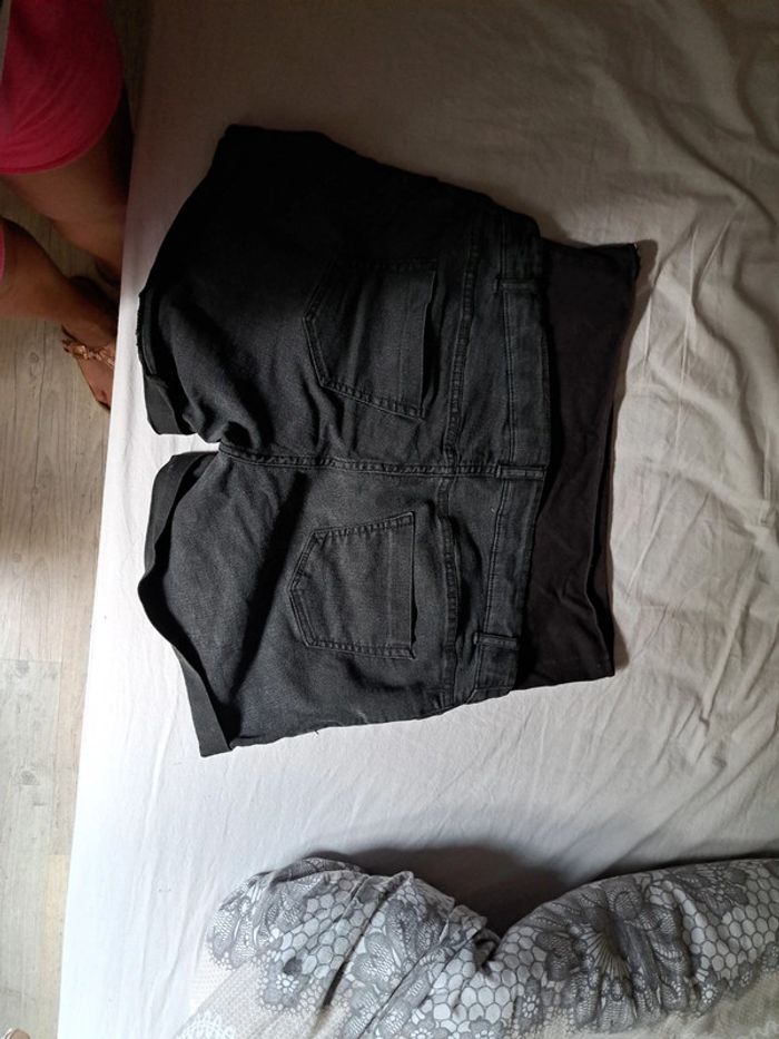 Short grossesse - photo numéro 2