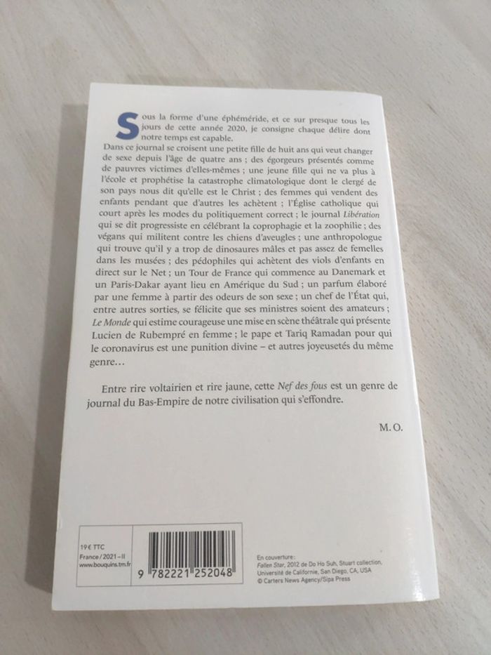Livre grand format La nef des fous des nouvelles du bas empire 2020 essai - photo numéro 5