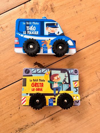 Lot de deux livre roulant