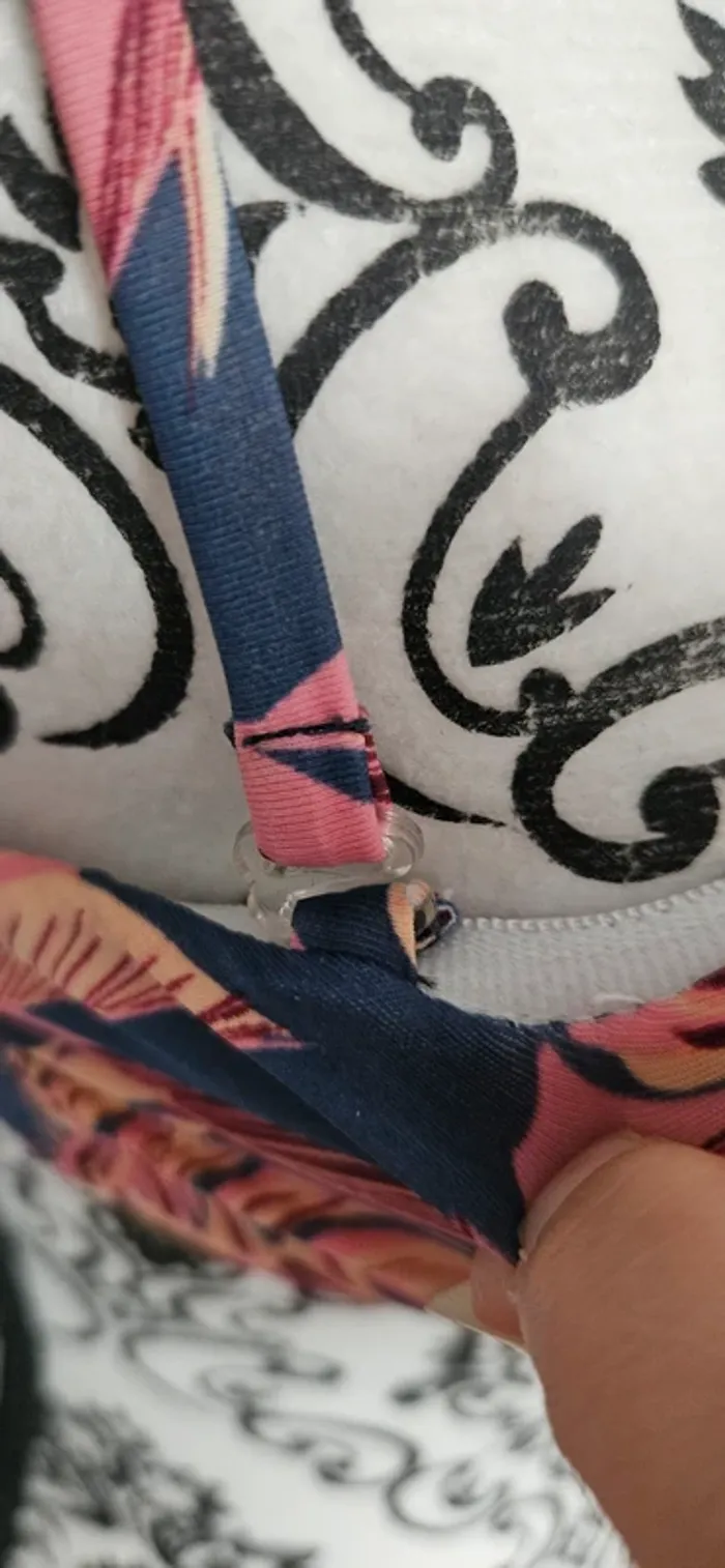 Haut de maillot de bain - photo numéro 3