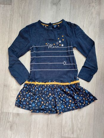 Robe courte étoiles 4-5A T108