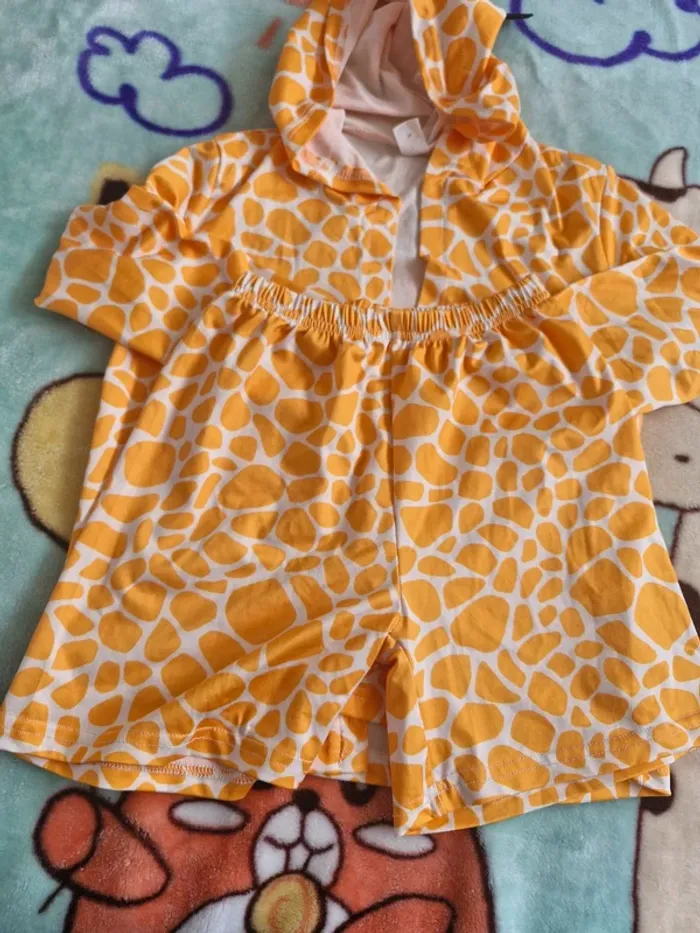 Ensemble de pyjama • girafe - photo numéro 3