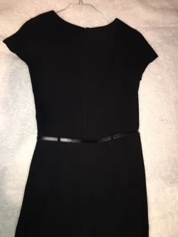 Belle robe noir doublée