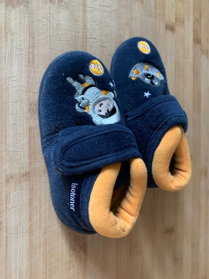 Chaussons Isotoner 24 - photo numéro 2