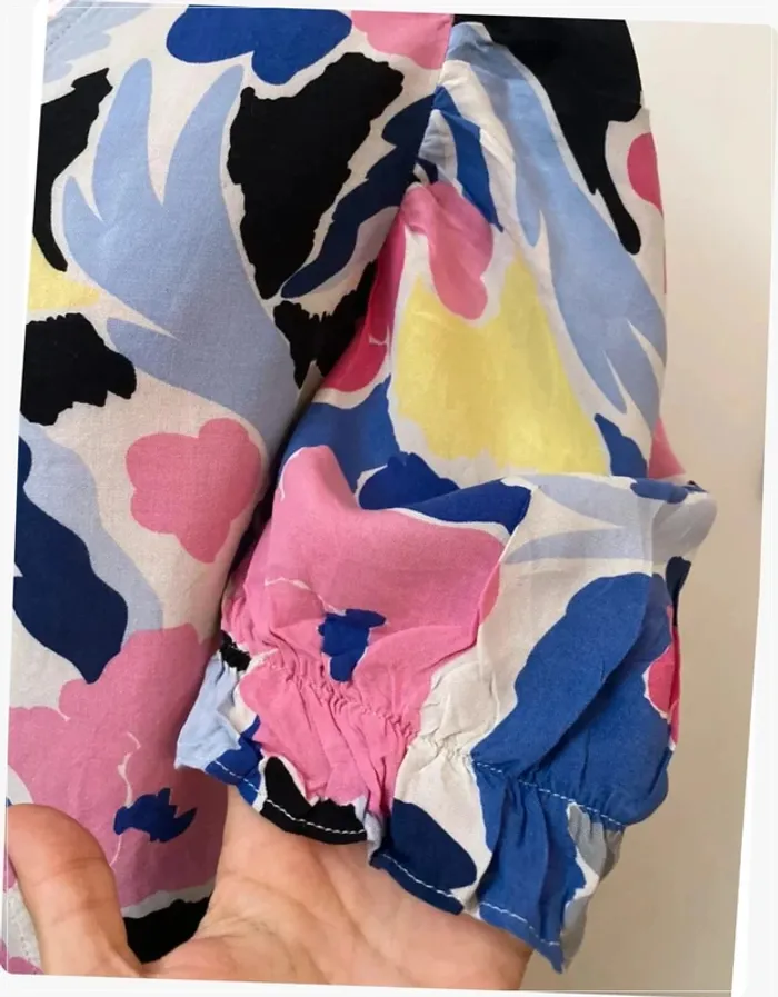 Blouse fleurie rose et bleu Kiabi - photo numéro 2