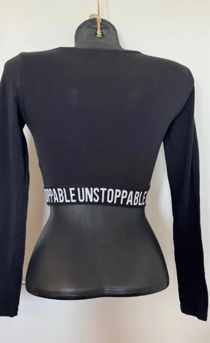 Crop top stradivarius - photo numéro 3