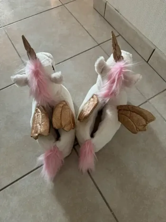 Chaussons licorne - photo numéro 3