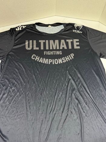 TEE shirt ufc