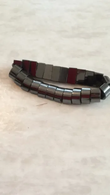 Bracelet roche volcanique