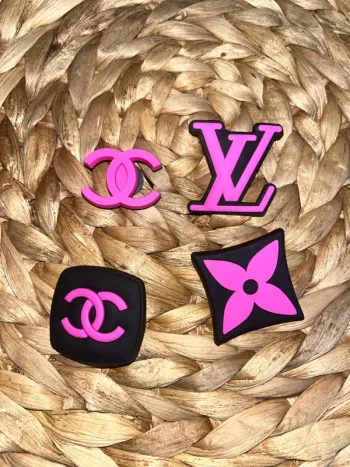 Lot pins pour crocs