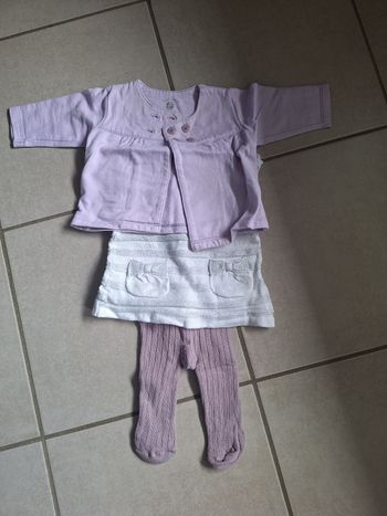 Ensemble robe, gilet, collant