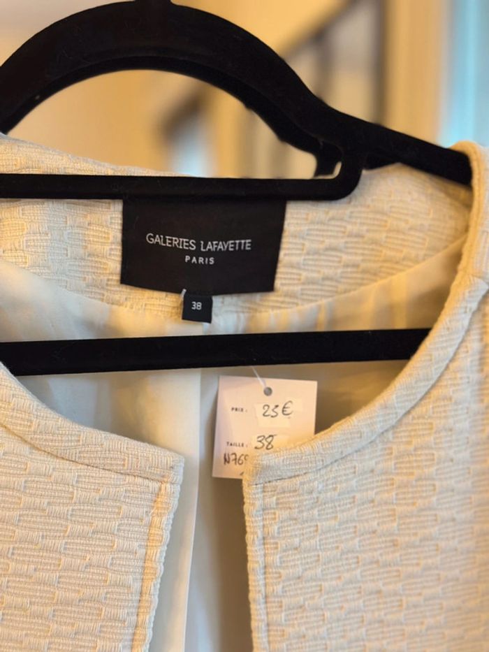 Veste t38 Galeries Lafayette - photo numéro 2