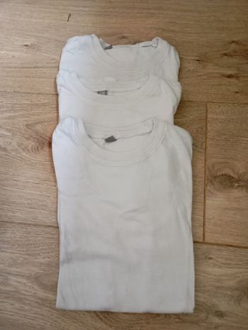 Lot de 3 maillots de corps tee shirts mixte  manches courtes blancs 6-8 ans