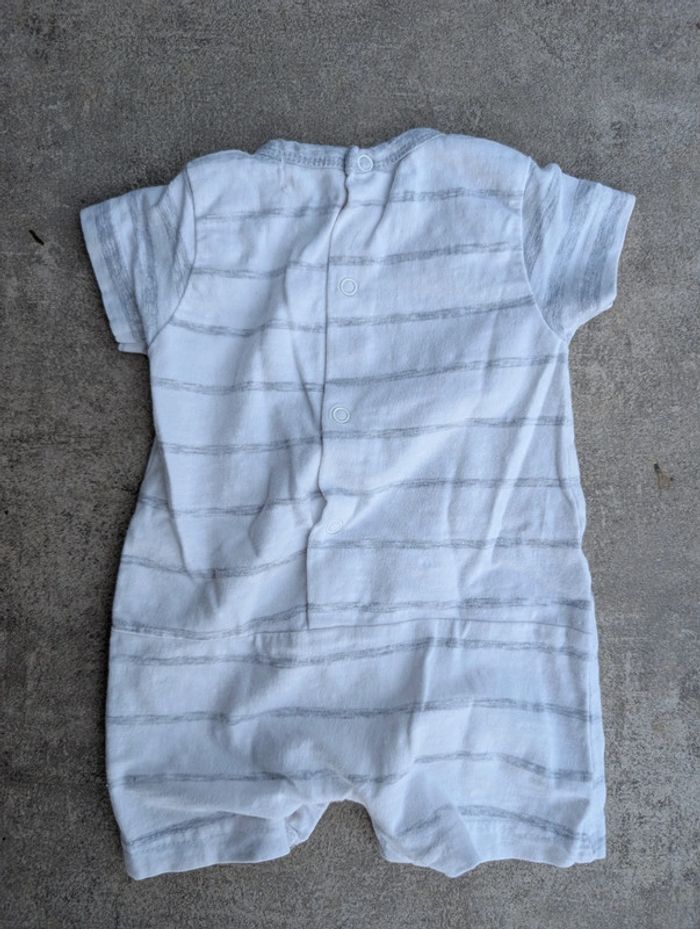 Barboteuse / combi-short short mixte 6 mois - photo numéro 2