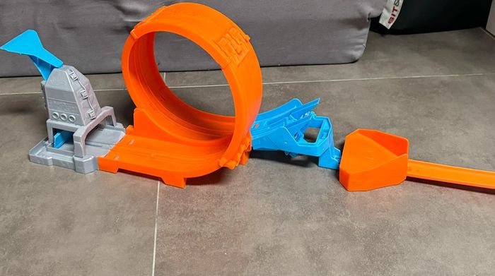 Hot wheels loop stunt champion - photo numéro 2