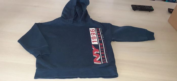 Sweat à capuche 3/4ans