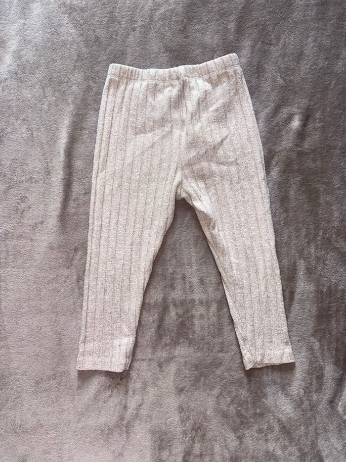 Lot pour jumelles primark taille 3 ans - photo numéro 8